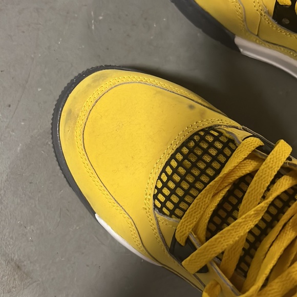 Yellow and black Jordan’s. Brand new. Worn once - Picture 2 of 2